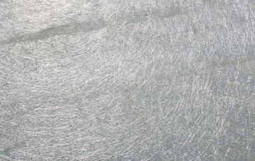 Eals laminate fibreglass or shingles?